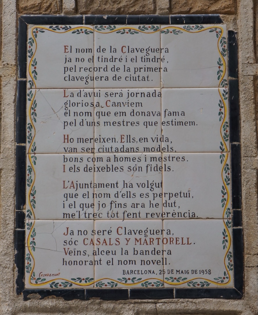 Placa canvi de nom del carrer