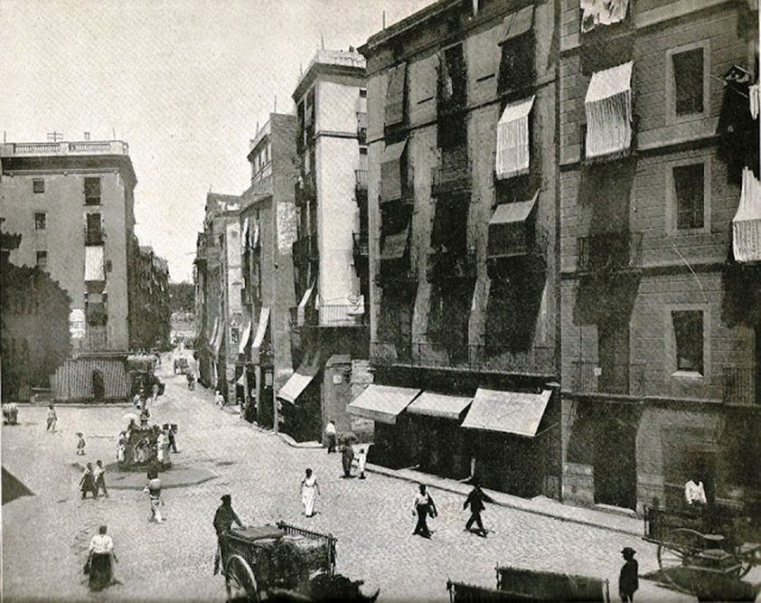 Plaça de Sant Agustí Vell a principis del segle XX