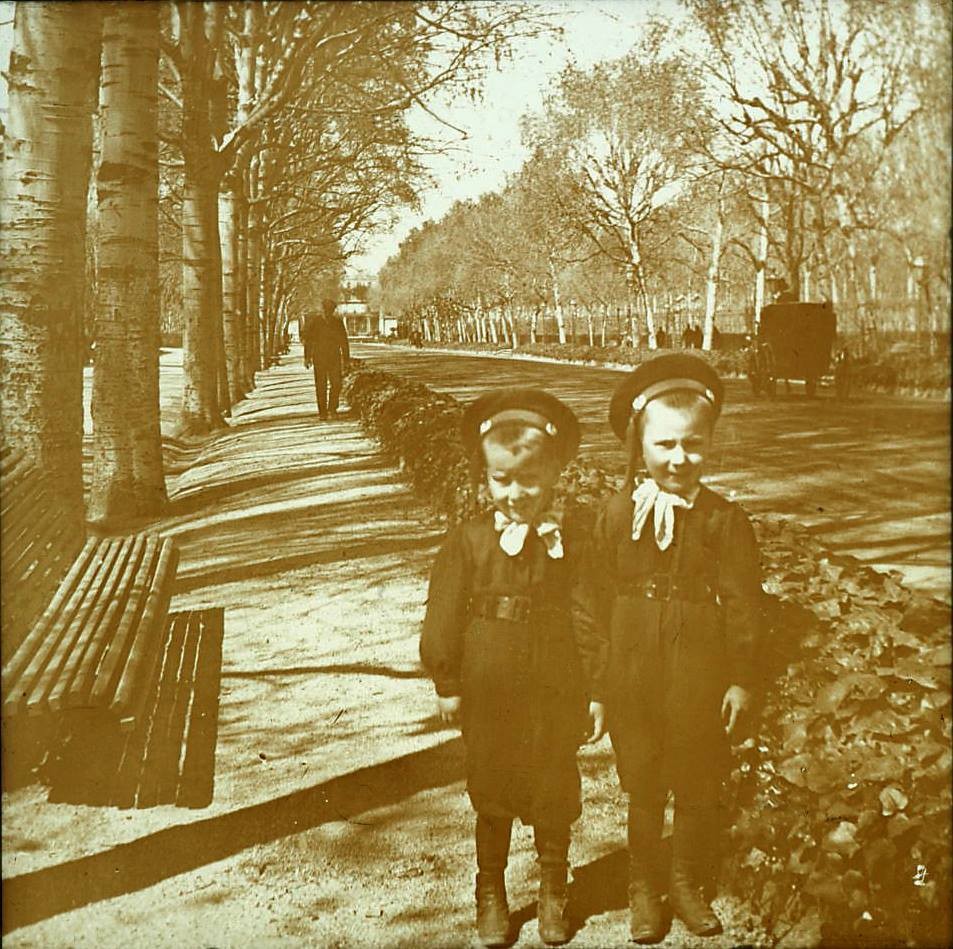 Ernest i Emili Godes Hurtado cap al 1900